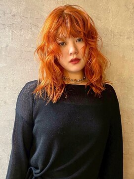 イル(iLe.) ブリーチ/ミディアムヘア/デザインカラー/フェイスフレーミング