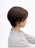 透け感ブラウンの丸み美シルエットショート