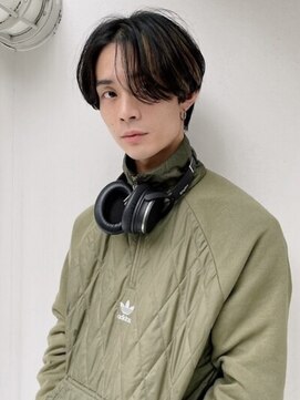 プーネ(puune) メンズセンターパートスタイル