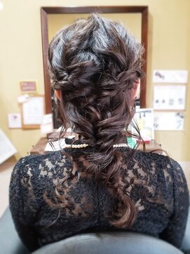 パピヨンロゼ(Papillon Rose) くるりんぱダウンアレンジ