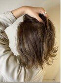白髪ぼかしハイライト 外ハネボブ