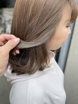 トランク(ToRank)&nbsp;【ToRank】外ハネミディ×シルバーイヤリングカラー