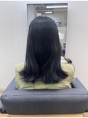 暗髪ミディアムヘア