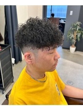 クフィア メンズヘアー カンポ 難波店(CUFFIA MEN'S HAIR CAMPO) フェードスタイル/ベリーショート/ツイストスパイラル