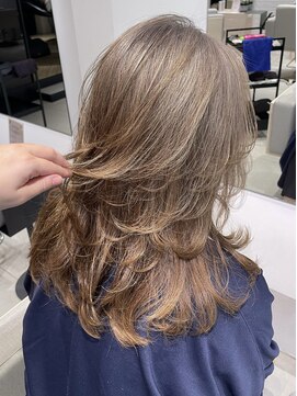 ステア ケース(stair case) 【NATASHA】銀座レイヤーカット/20代/30代/40代/50代