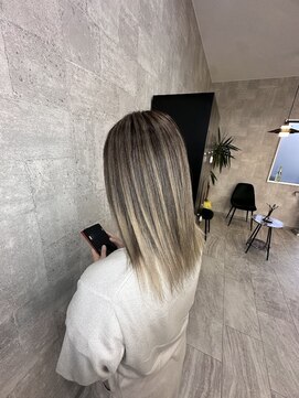 スキル 水戸(SKILL) ハイトーンカラー/トリートメントストレート