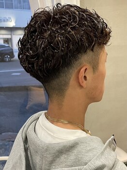 プレジール(PLAISIR)の写真/メンズからも高い支持を得るPLAISIR☆パーマで動きをつけたお洒落スタイルで朝のセットも楽にキマる！