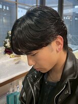 アウラ(AURA)&nbsp;盛岡駅毛流れセンターパートニュアンスパーマフェザーパーマ30代