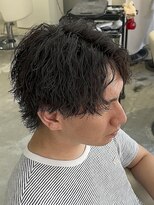 ルアン 大分駅店(ruen)&nbsp;大分メンズカットセンターパートツイストスパイラルパーマ眉毛