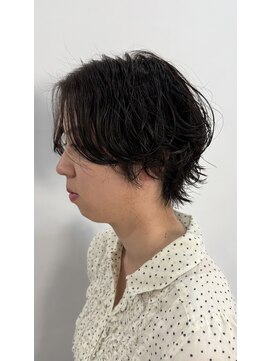 ウタシロイロ(uta shiroiro) ショートパーマ