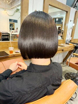 ニューラインギンザ(New-Line 銀座) ストレートボブ