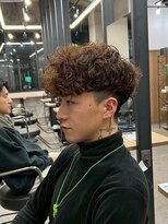 リッチブランドアンドコー(Rich Brand&Co)&nbsp;スペインカールスパイラルパーマツイストパーマフェード短髪