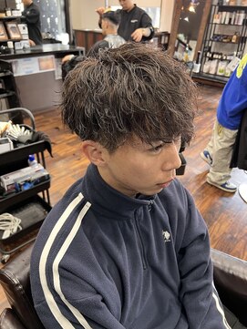 ヘアークルーフロムオー(hair crew From-O) シャドウパーマ