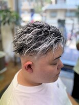 カズ(Ka'z)&nbsp;ツイストパーマ＋スキンフェード