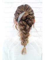 グラス 春吉1号店(glass)&nbsp;ゆるめ編み込みアレンジ