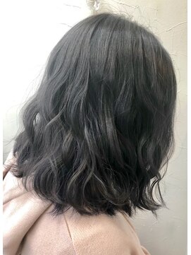 ネイビー グレー インナーカラー L ヘアーアンドメイク ポッシュ 新宿店 Hair Make Posh のヘアカタログ ホットペッパービューティー