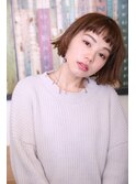 切りっぱなしショートボブ