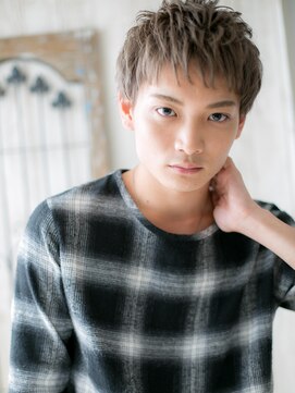 メンズヘア ビーセカンド 草加店(MENS HAIR B-2) ハイトーンの束感フェザーマッシュB(草加)(メンズカット)