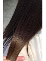 エスカーラ 表参道(THE ESCALA)&nbsp;アッシュグレージュ×髪質改善トリートメント【タビラマユミ】