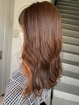 エミュー(emue) 20代30代　オレンジカラー×イヤリングカラー　木ノ下