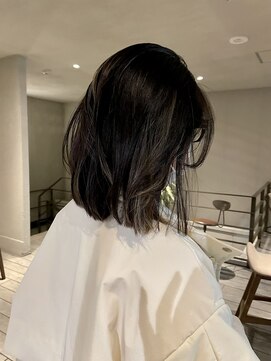 リバレッジ 広尾(Leverage) 外国人レイヤーボブ