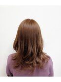 透明感抜群のミルクティーベージュ