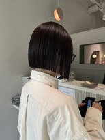 ムーム(Momb)&nbsp;ストンと落ちるボブ