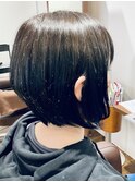 前下がりボブ