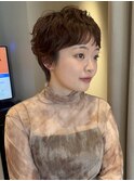 ショートパーマ銀座メガネ女子丸みショート大人可愛い小顔カット