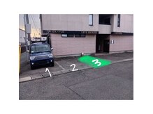 サロンエム(salon.m)の雰囲気(店舗前駐車場左から3番目をご利用下さい)