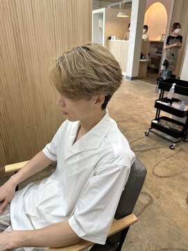 ジジ インターパーク 宇都宮(Gigi) フェザーショート/メンズハイトーン/メンズカット/宇都宮