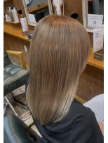 ヘアーサロン アトリエ(Hair salon ATORIE)&nbsp;ブリーチカラーミルクティーベージュ