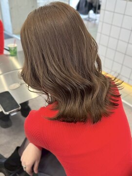 サンク 原宿 表参道(cinq) ダブルカラーミルクティーベージュグレージュレイヤーカット韓国