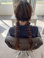 アミュー(Amyu)&nbsp;ゆるふわツインアレンジ