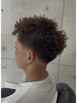 クロム トウキョウ ザ バーバーアルト 神保町店(CHROM TOKYO the Barber ALT)&nbsp;テーパーフェード