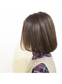 柔らかな前上がりボブ