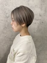 ブロッサム 上福岡店(Blossom) ハンサムショート/グレージュ/[上福岡]