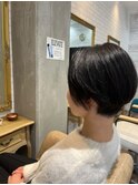 襟足スッキリショートボブ