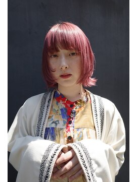 ブルートマト(BLUE TOMATO) ダブルカラーボブ