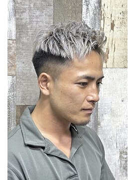 イットヘアワークス 堺店(it.hair.works) メンズシルバーカラー