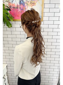 リール(THE RIRE.) ＊THE  RIRE.  結婚式お呼ばれ×ポニーテールアレンジ＊