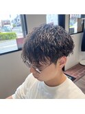 波巻きスパイラルパーマメンズマッシュパーマツイストパーマ