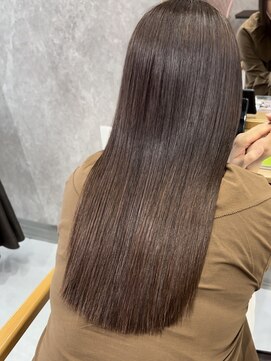 コローレ(Colore) 【鹿児島・天文館】【髪質改善・縮毛矯正】