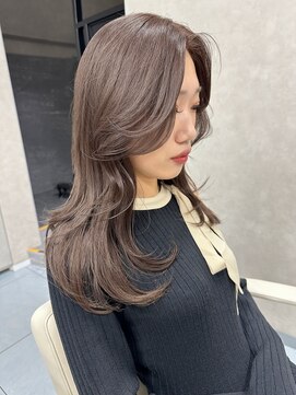 アッシュ 桜木町店(Ash) 韓国風/レイヤーカット/横浜/ミルクティーベージュ/ブリーチなし