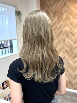 リングバイモアムー(Ring by Moremuu) イッシーベージュ