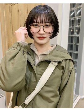 ヨーク(yoke) ショート/顔周りレイヤー/小顔ショート