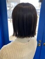 リラ(Rira) アッシュブラウン×ショートボブ