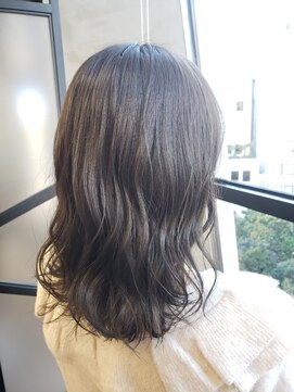 ラフランクリー(la frankly) 20代30代/くせ毛カバー/透明感ショート/ツヤ髪