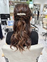 ゼストララ(ZEST Lara)&nbsp;結婚式ヘア 華やかハーフアップ【吉祥寺】misaki