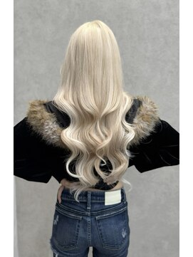 ロンド レア 天神大名店(Lond Le’a) 【ダブルカラー】ブリーチで叶う透明感ヘア♪